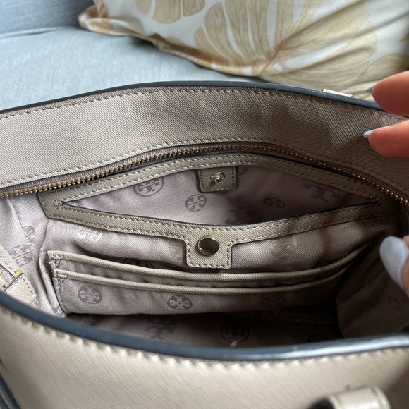 Tory Burch Robinson Gray Saffiano Leather Tote - Picture 6 of 8